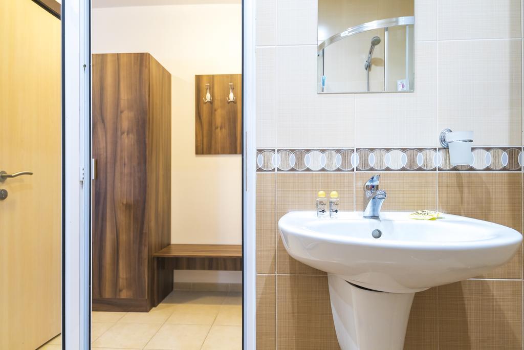 סאני ביץ' Admiral Plaza Hotel מראה חיצוני תמונה